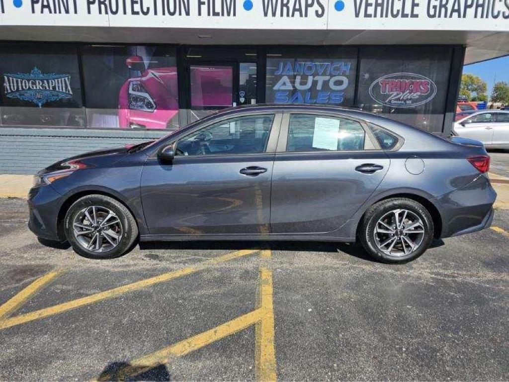 Kia Forte LXS IVT 2024