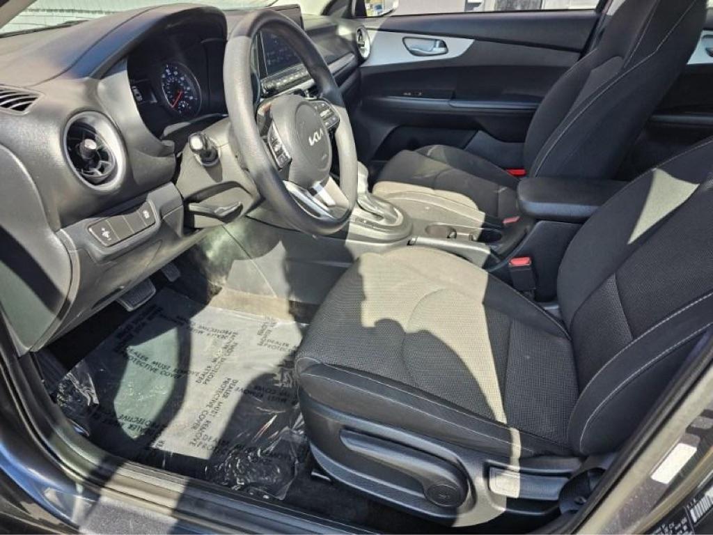Kia Forte LXS IVT 2024