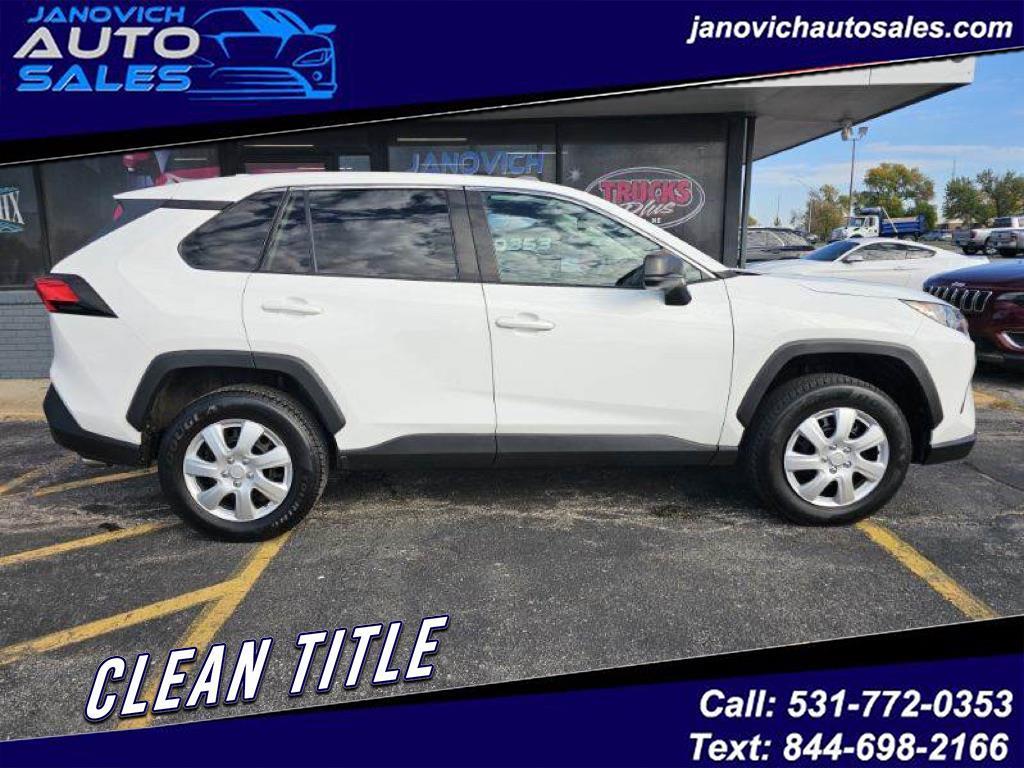 2022 Toyota RAV4 LE FWD (Natl)