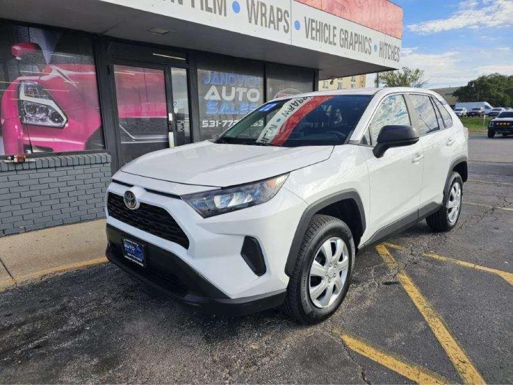 Toyota RAV4 LE FWD (Natl) 2022
