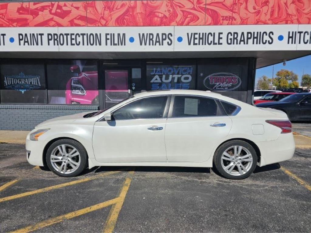 Nissan Altima 4dr Sdn V6 3.5 SL *Ltd Avail* 2015