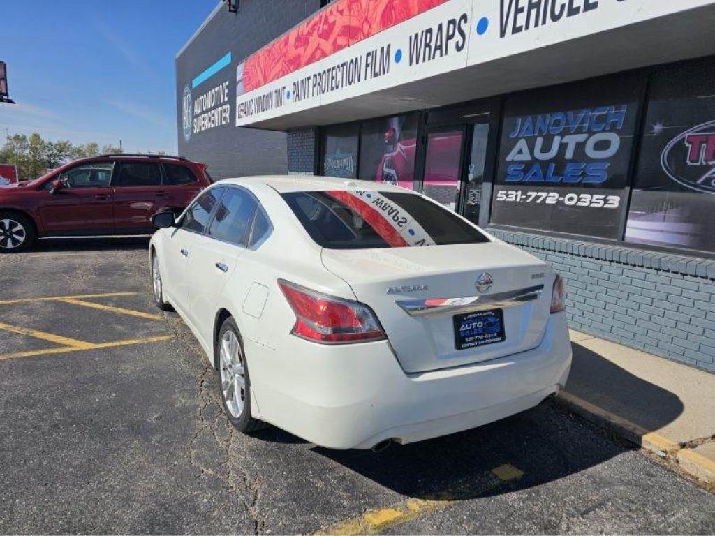 Nissan Altima 4dr Sdn V6 3.5 SL *Ltd Avail* 2015