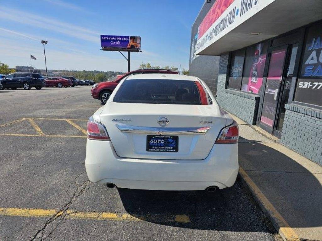 Nissan Altima 4dr Sdn V6 3.5 SL *Ltd Avail* 2015