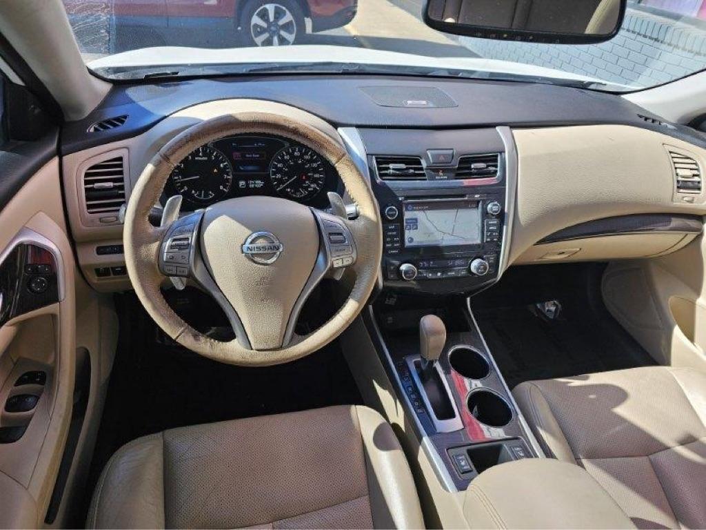 Nissan Altima 4dr Sdn V6 3.5 SL *Ltd Avail* 2015
