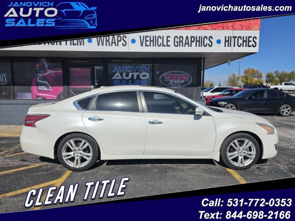 Nissan Altima 4dr Sdn V6 3.5 SL *Ltd Avail* 2015