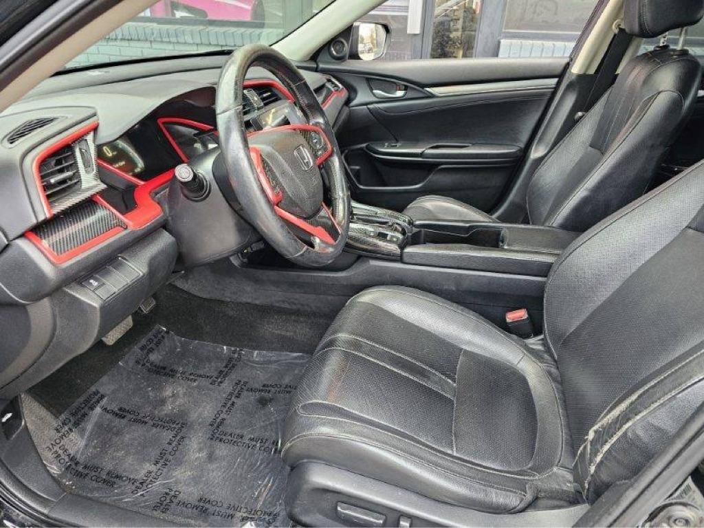 RAM 1500 4WD Crew Cab 140.5" Express 2015
