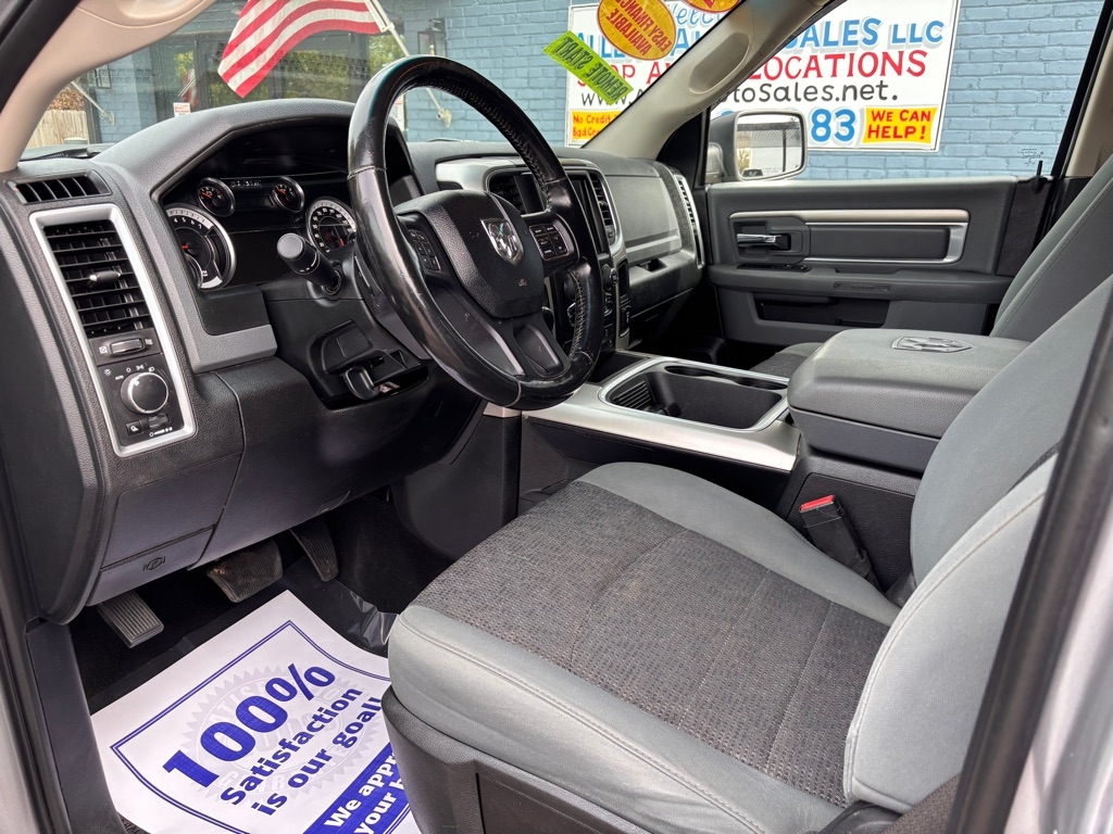 RAM 1500 Classic Tradesman Crew Cab LWB 2WD 2020