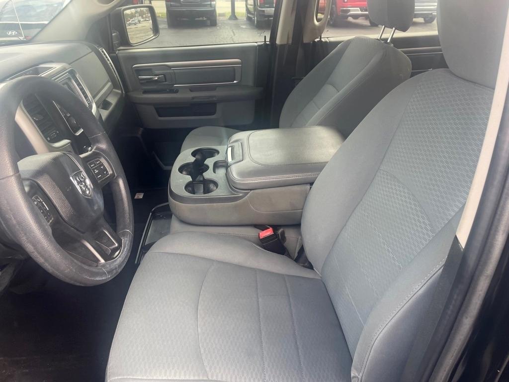 RAM 1500 Classic Tradesman Crew Cab LWB 4WD 2020