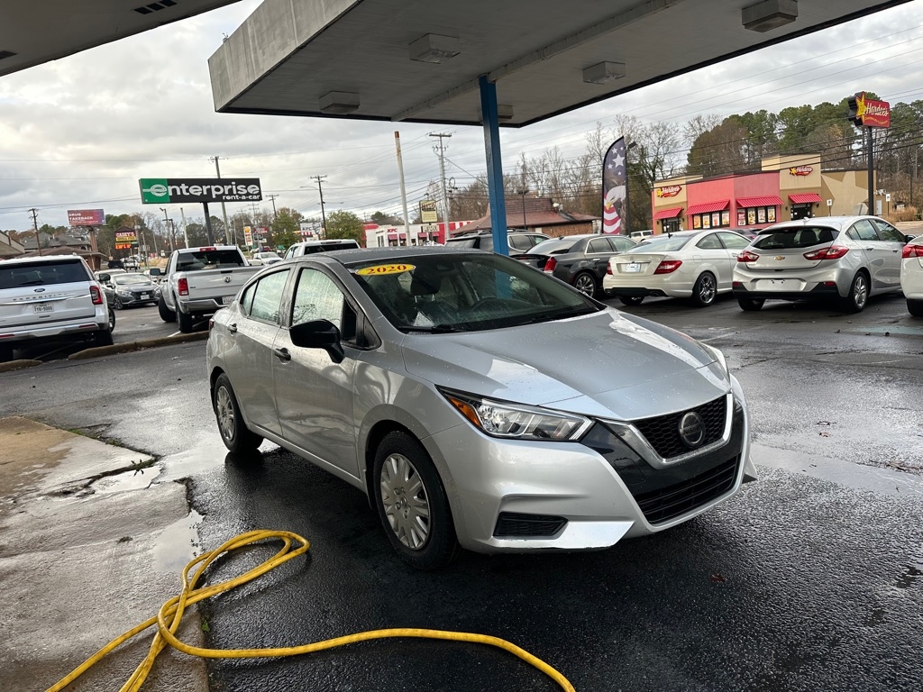 Nissan Versa S CVT 2020