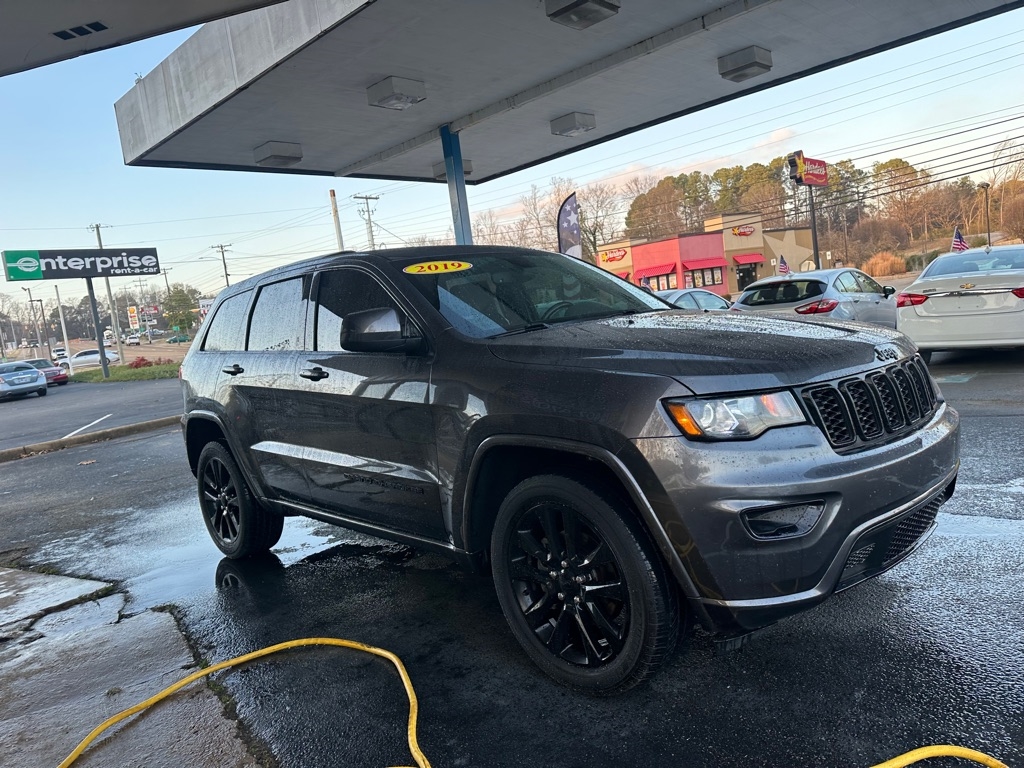 Jeep Grand Cherokee Laredo 4WD 2019