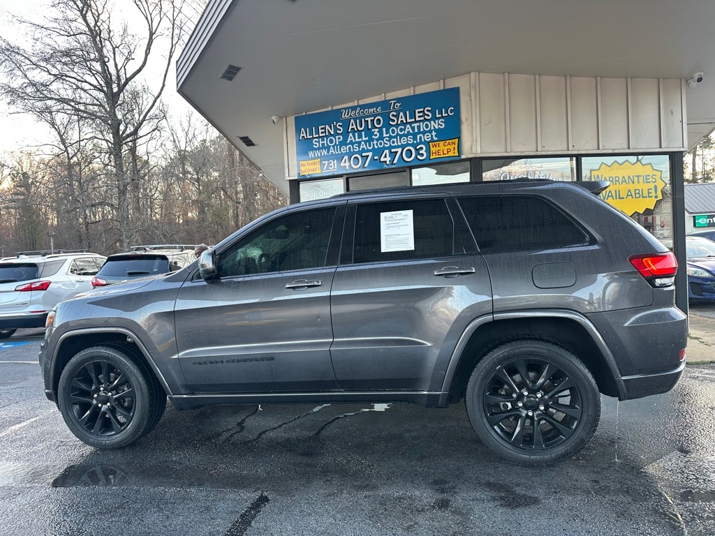 Jeep Grand Cherokee Laredo 4WD 2019