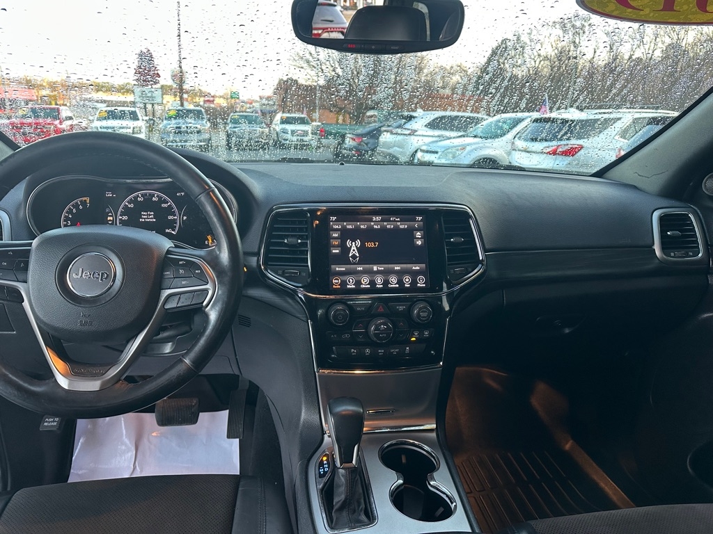 Jeep Grand Cherokee Laredo 4WD 2019