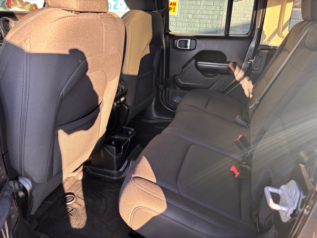 Jeep Wrangler Unlimited Sport 2019