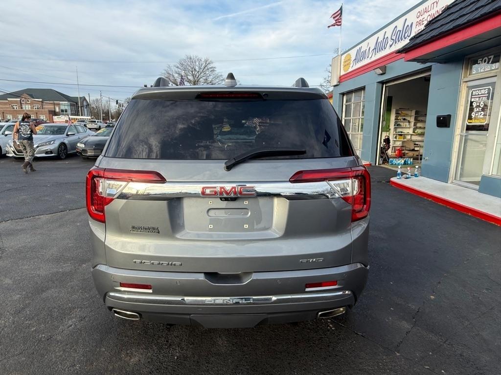 GMC Acadia Denali AWD 2021