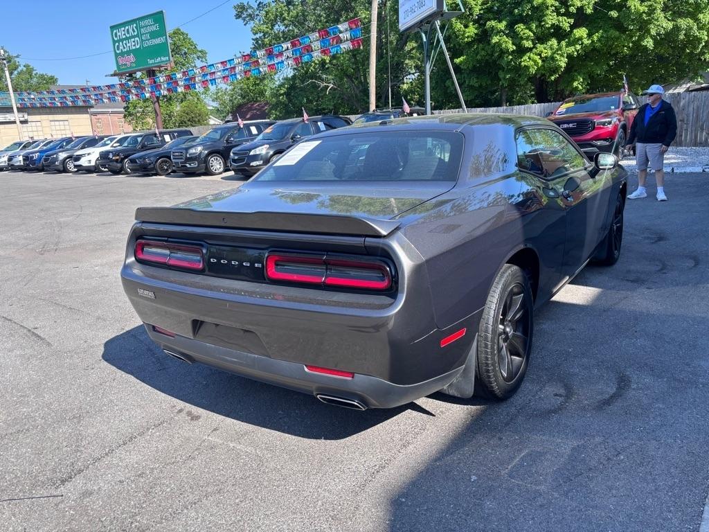 Dodge Challenger SXT 2020