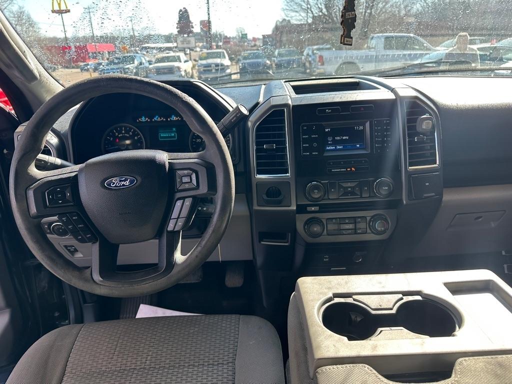 Ford F-150 XL SuperCrew 5.5-ft. Bed 2WD 2017