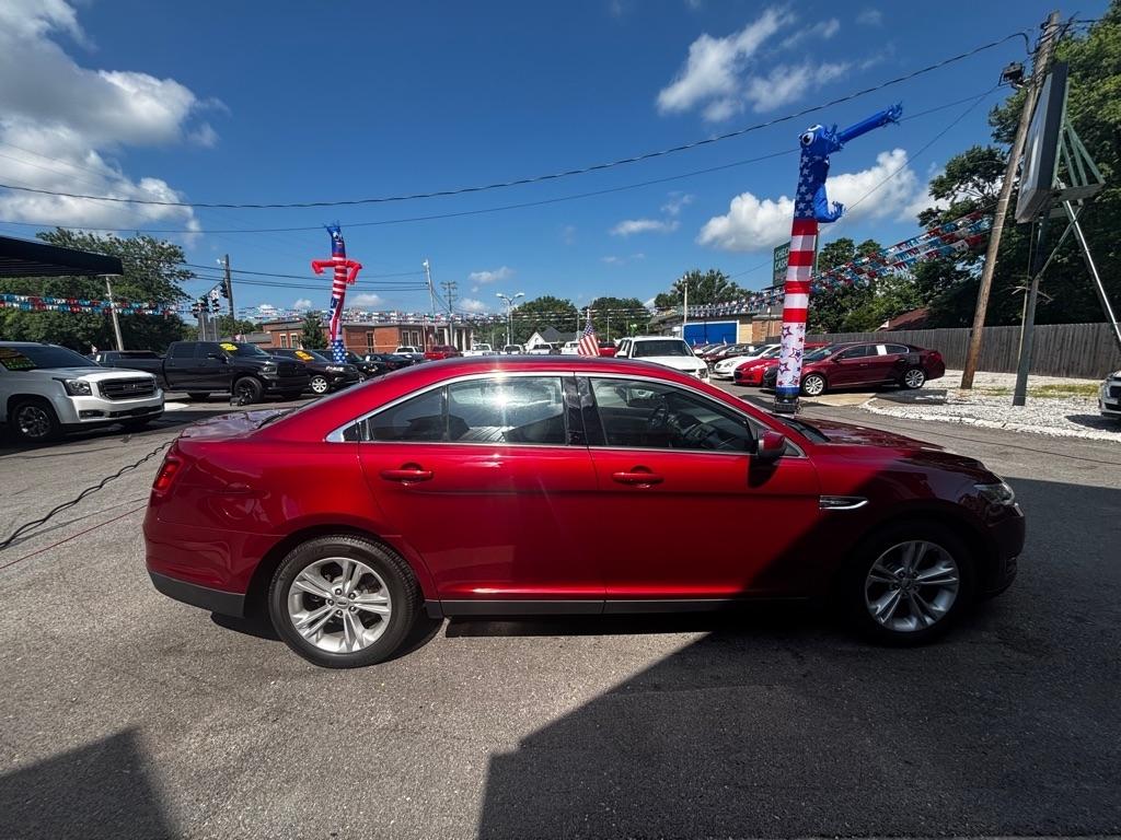 Ford Taurus SEL AWD 2019