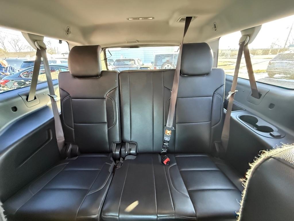 Chevrolet Suburban LT 4WD 2017