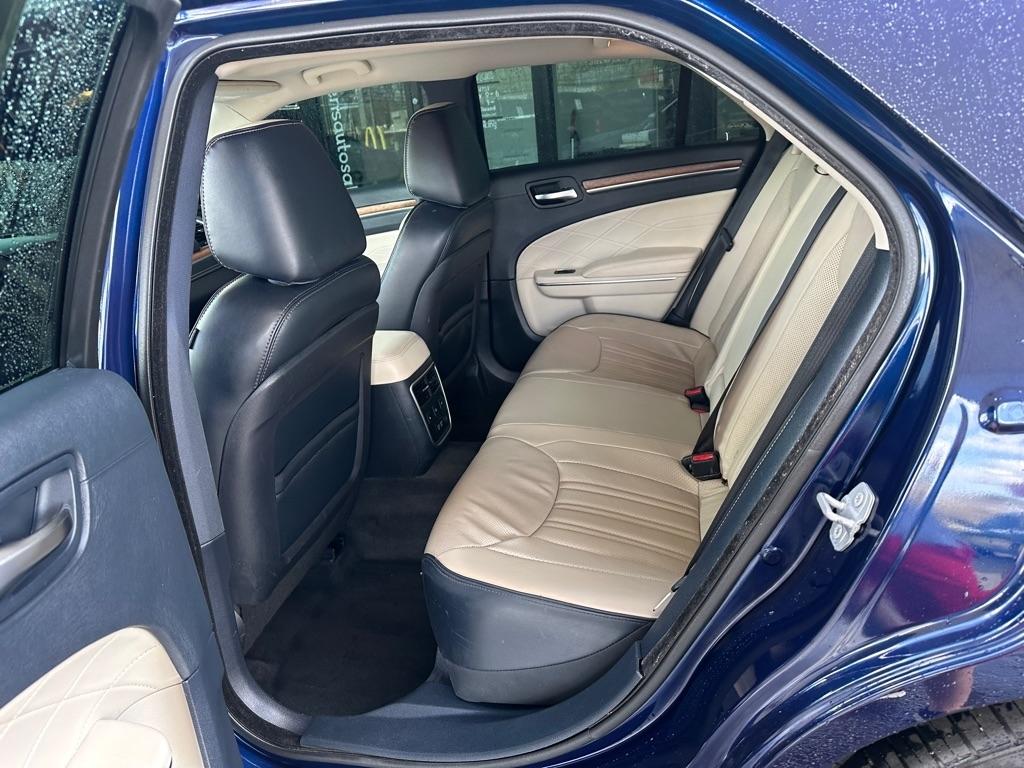 Chrysler 300 C Platinum RWD 2015