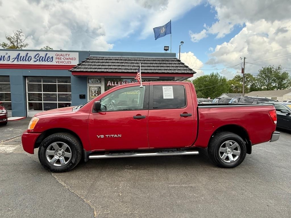 2008 Nissan Titan XE Crew Cab 4WD SWB