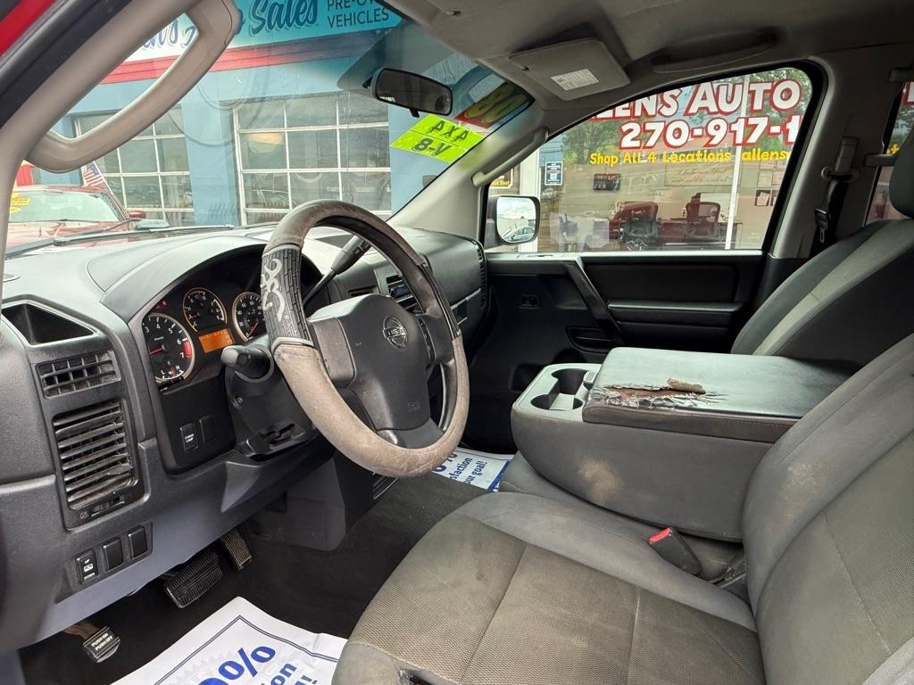 Nissan Titan XE Crew Cab 4WD SWB 2008