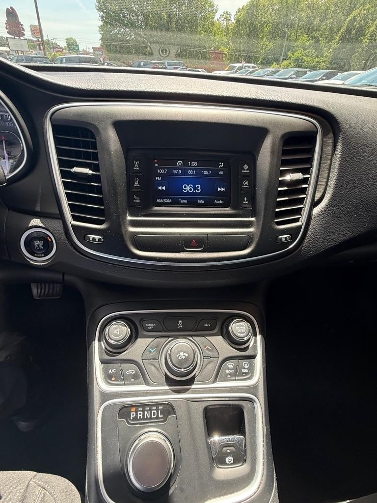 Chrysler 200 Limited 2015