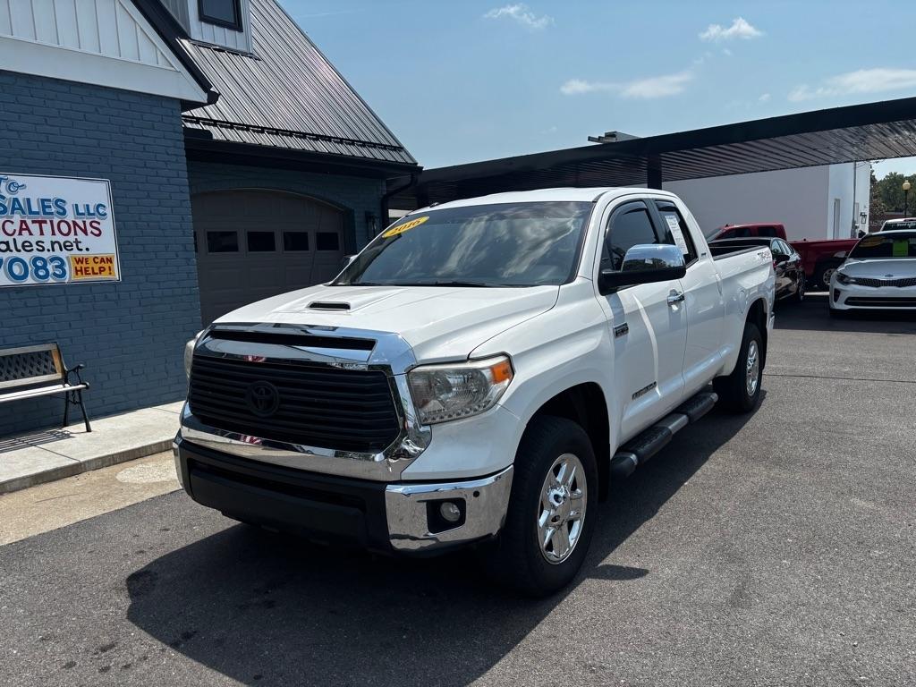 Toyota Tundra Limited 5.7L FFV Double Cab 4WD 2016