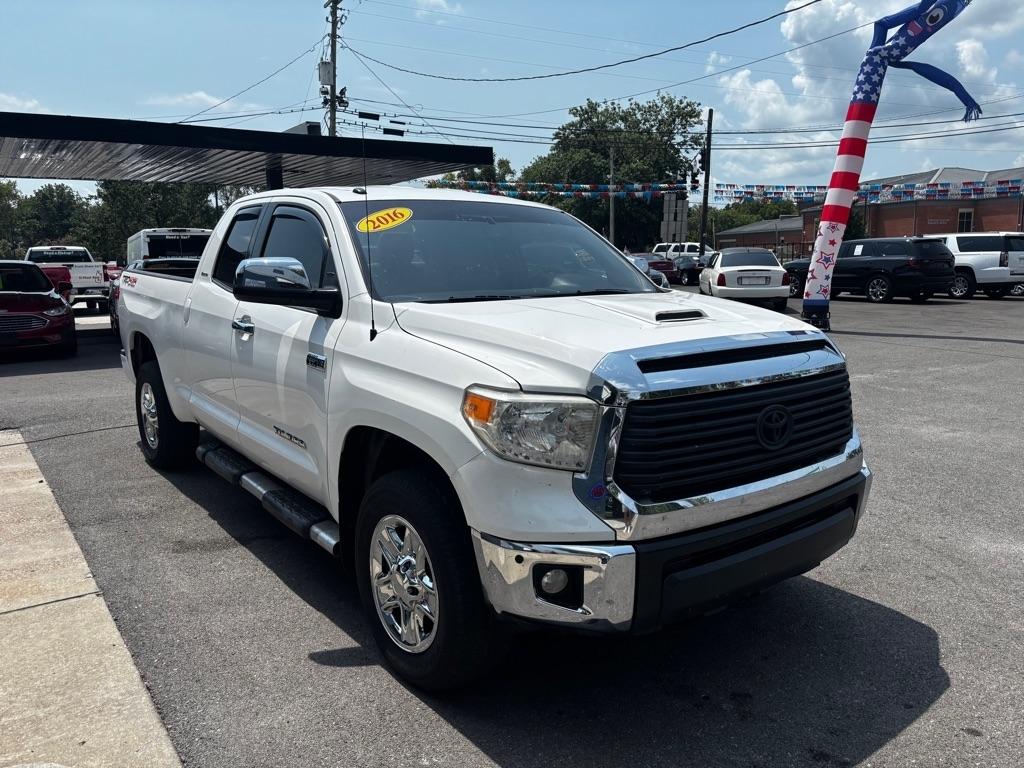 Toyota Tundra Limited 5.7L FFV Double Cab 4WD 2016