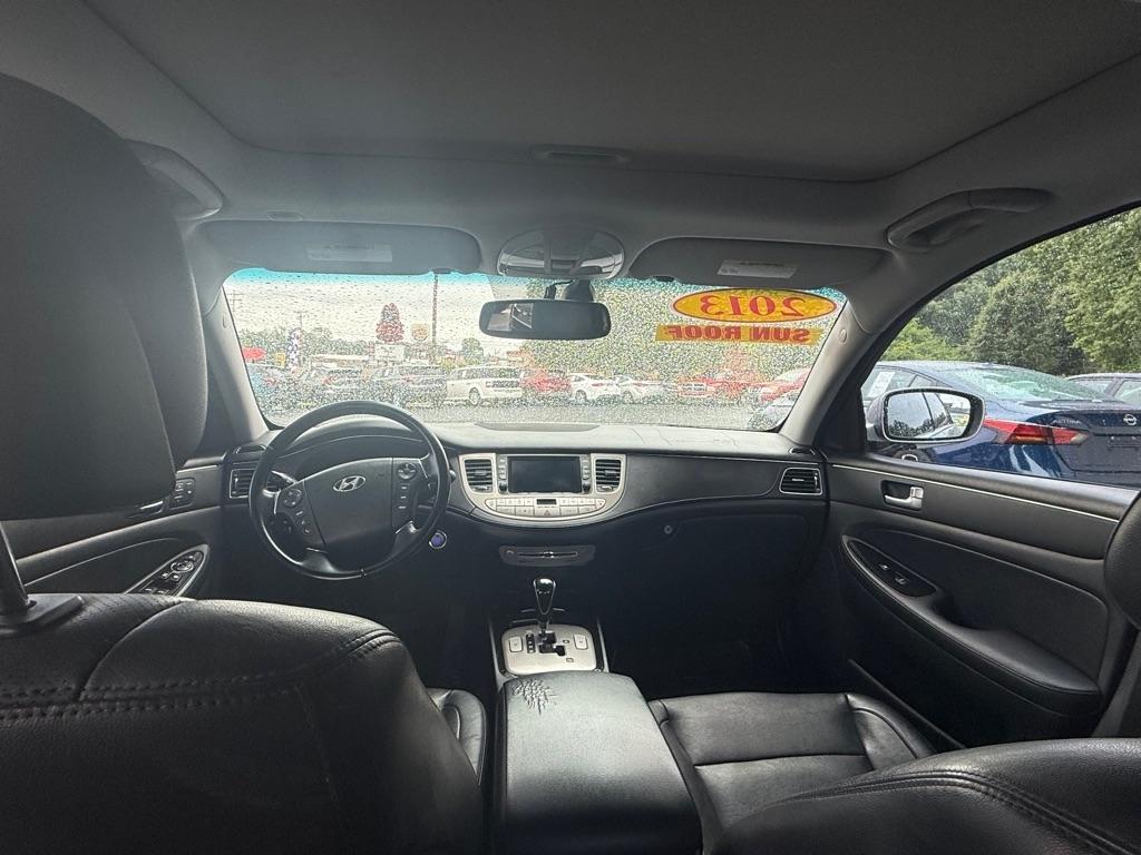 Hyundai Genesis 3.8L 2013