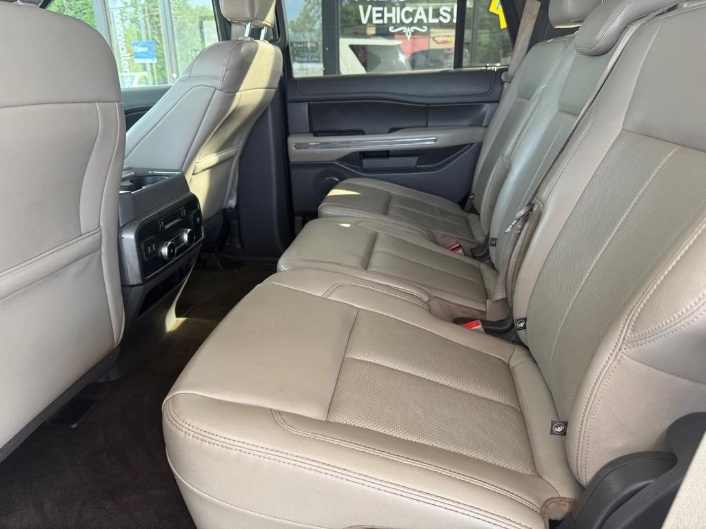 Ford Expedition XLT 2020