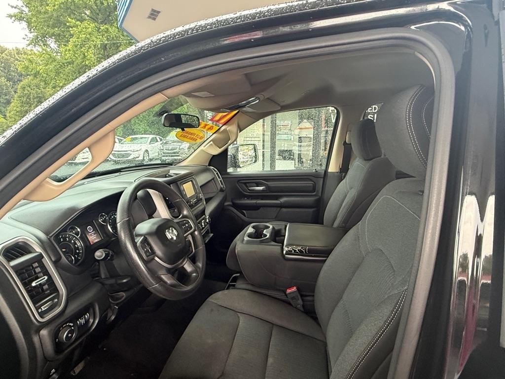 RAM 1500 Tradesman Quad Cab 4WD 2019