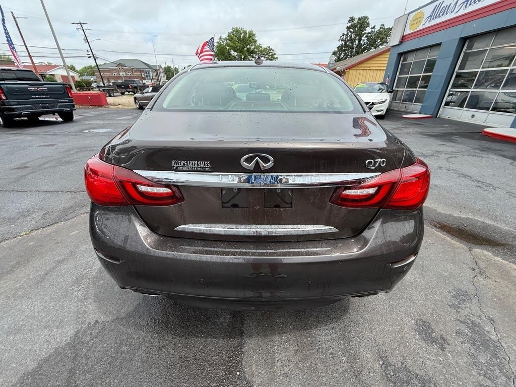 Infiniti Q70 3.7 2017