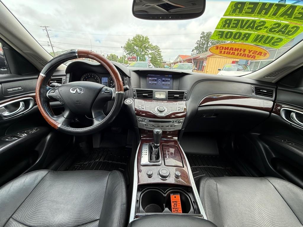 Infiniti Q70 3.7 2017