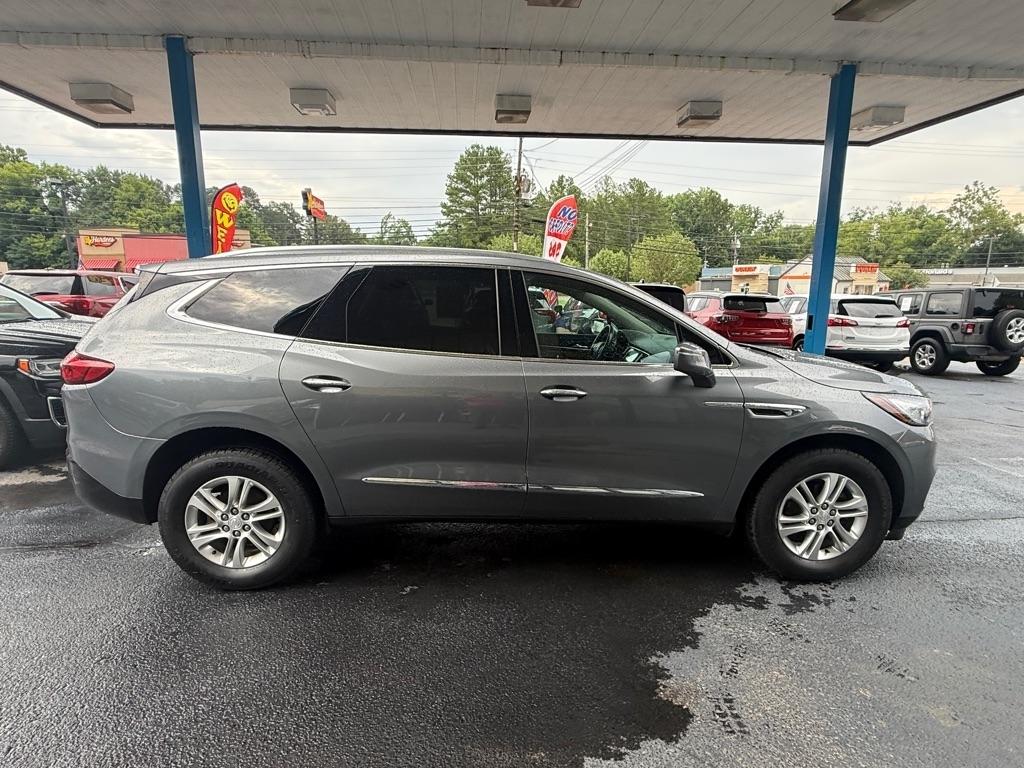 Buick Enclave Essence AWD 2020