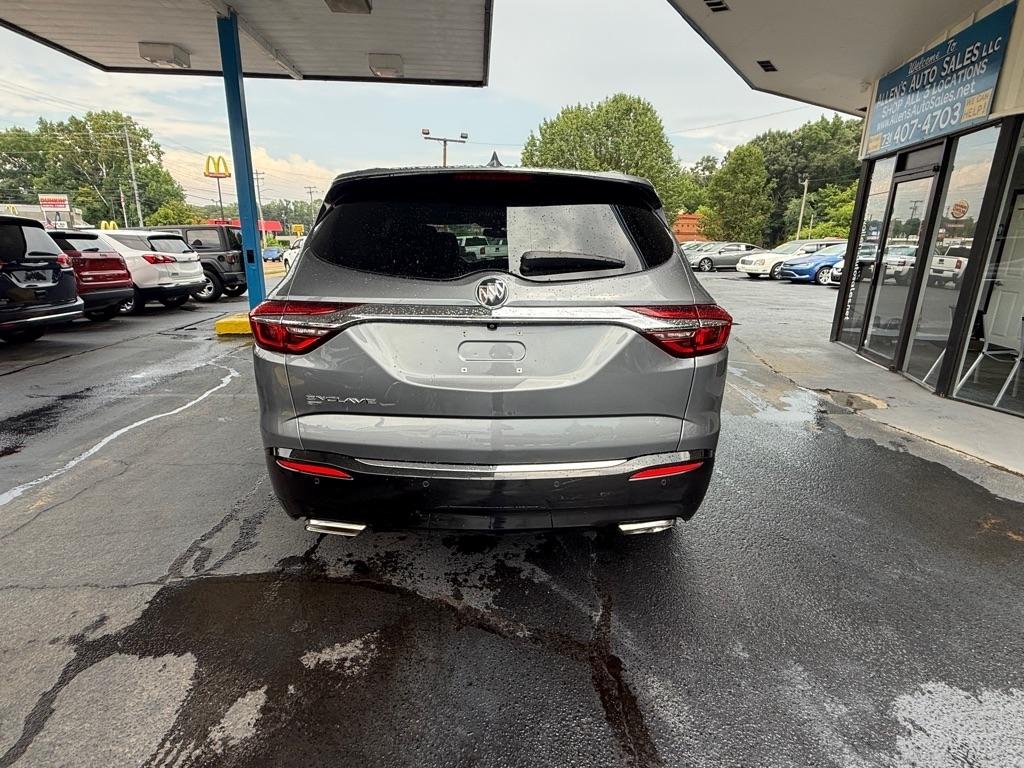 Buick Enclave Essence AWD 2020