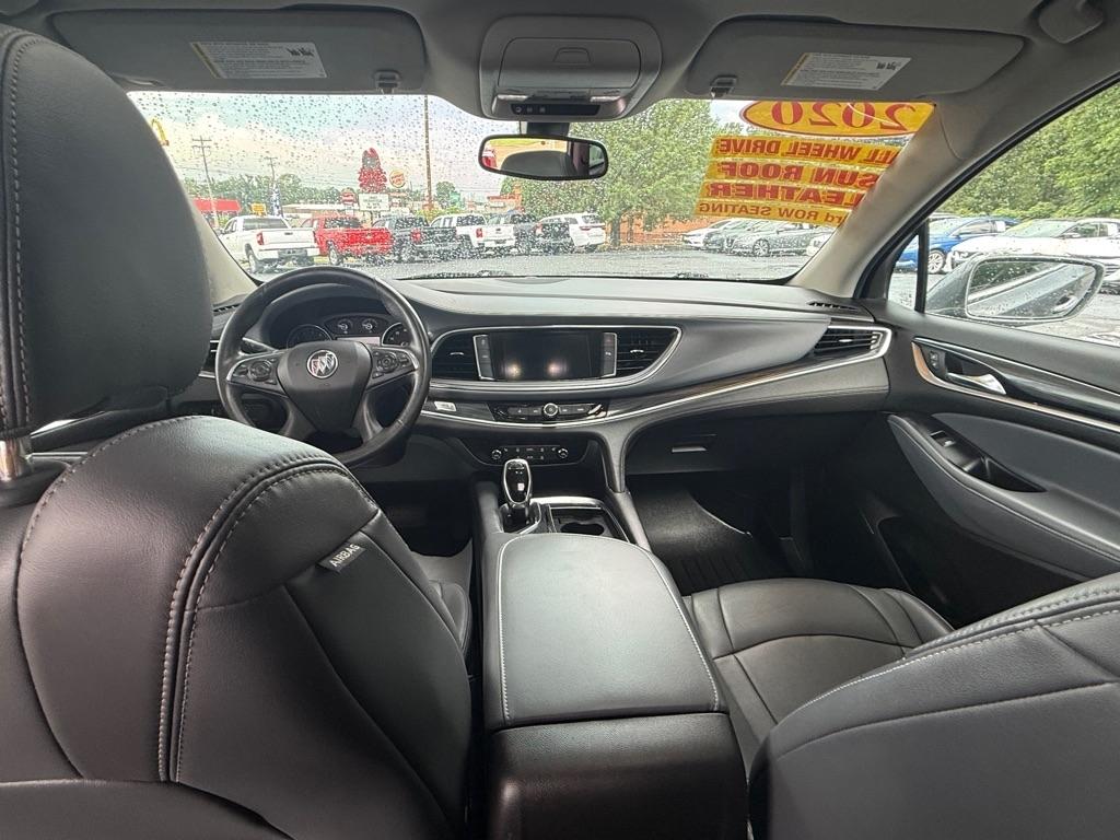 Buick Enclave Essence AWD 2020