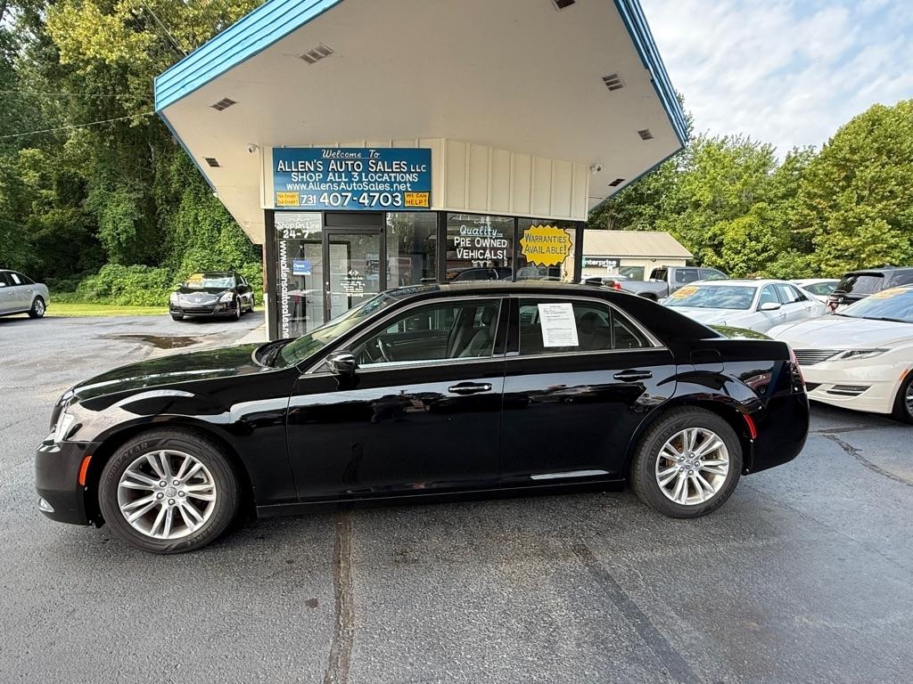 2017 Chrysler 300 Limited RWD