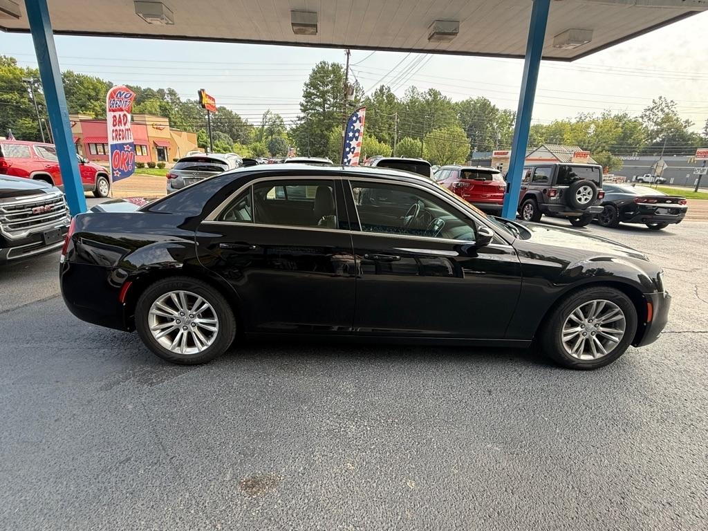 Chrysler 300 Limited RWD 2017