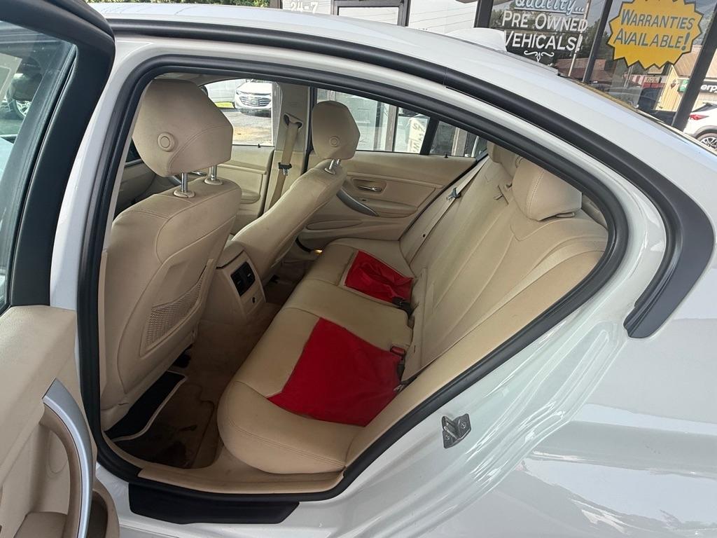 BMW 3-Series 328i Sedan 2013