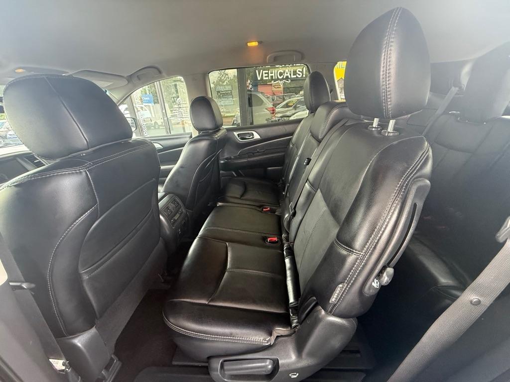 Nissan Pathfinder SL 4WD 2018