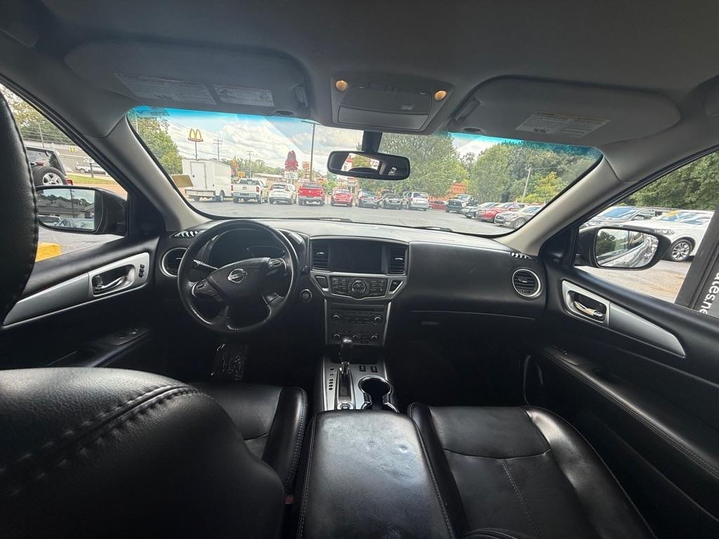 Nissan Pathfinder SL 4WD 2018