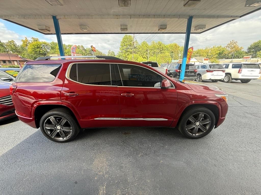 GMC Acadia Denali 2019