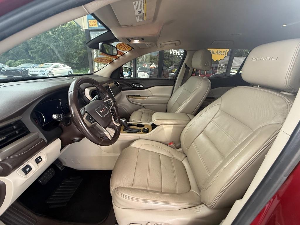 GMC Acadia Denali 2019