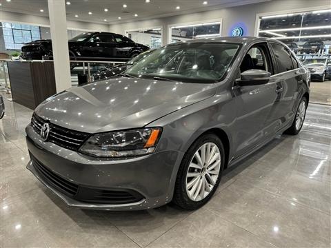 2011 Volkswagen Jetta SEL Sedan 4D