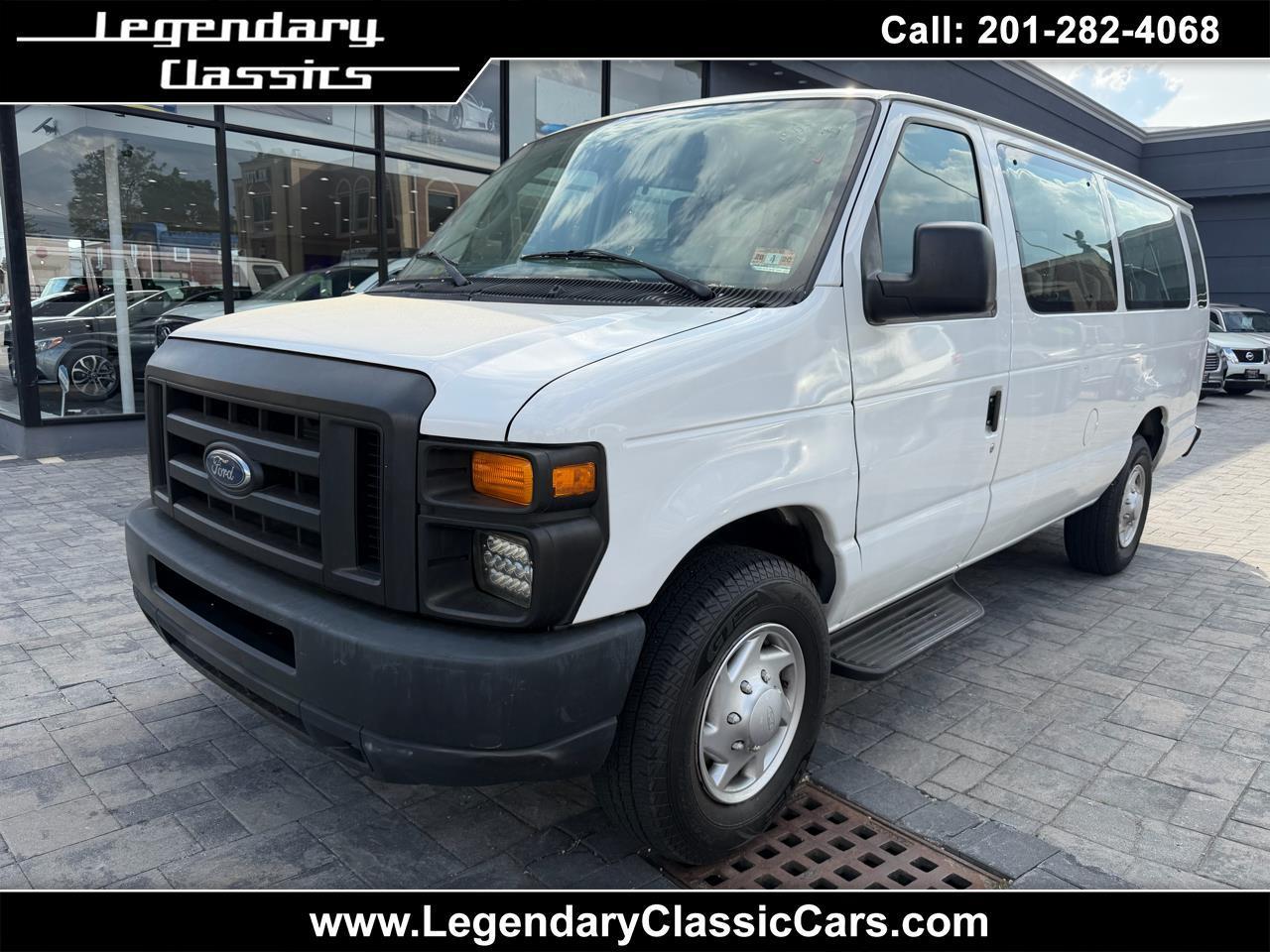 2011 Ford E-Series E-350 XL Super Duty Extended's photo