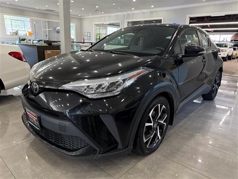2020 Toyota C-HR XLE Sport Utility 4D
