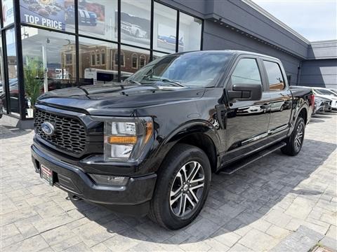 2023 Ford F-150 XL Pickup 4D 5 1/2 ft