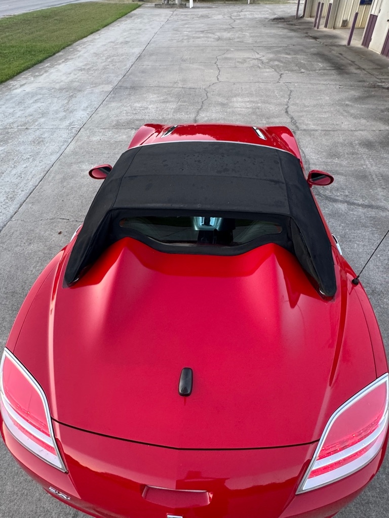 2009 Saturn Sky Roadster's photo