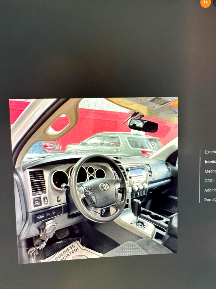 2013 Toyota Tundra Double Cab photo 8