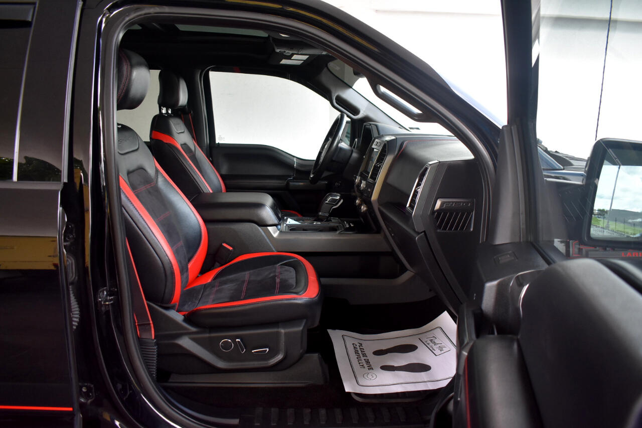 2017 Ford F-150 Lariat photo 14